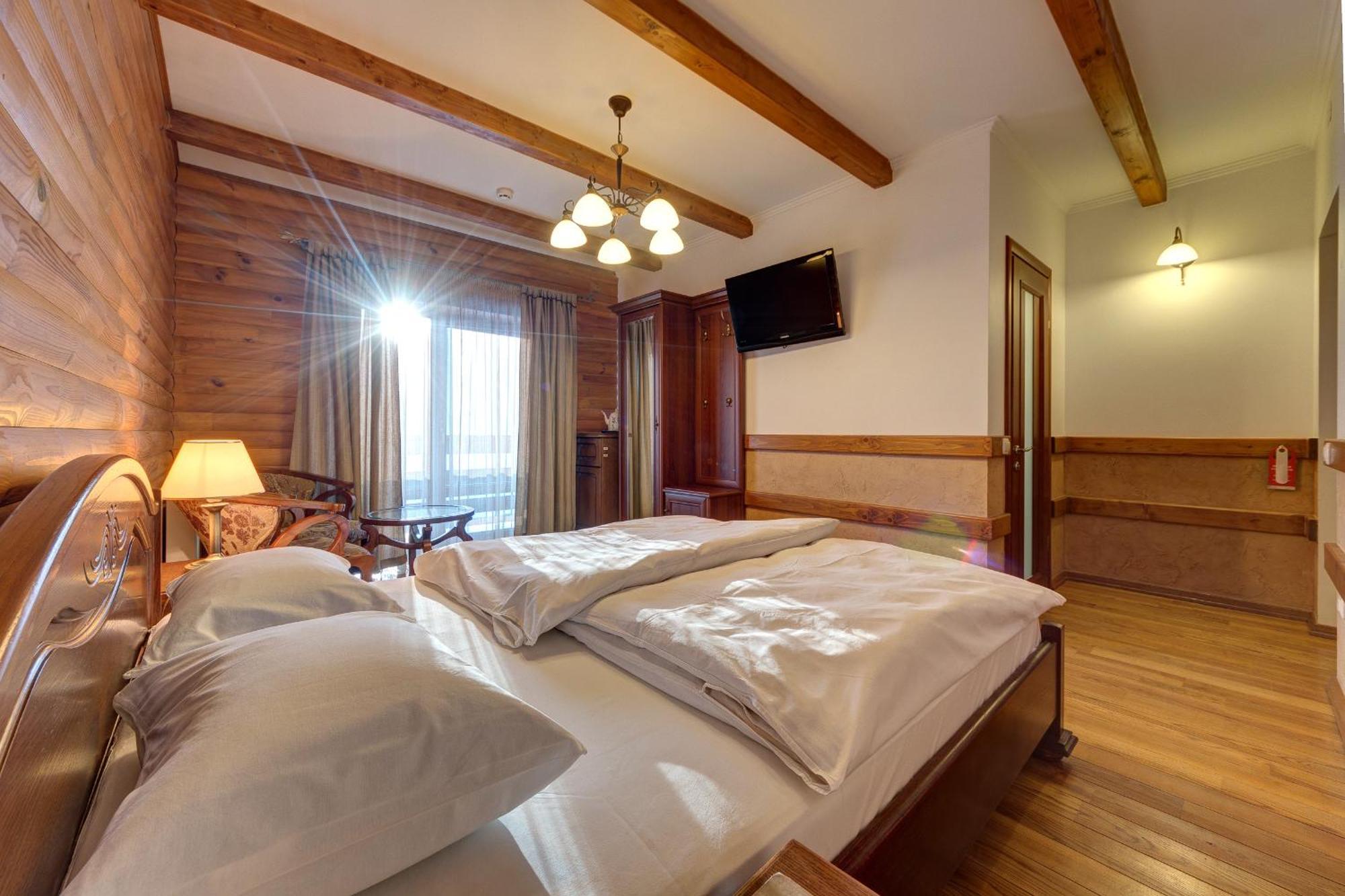 Hotel Perlyna Karpat Bukovel Exterior photo