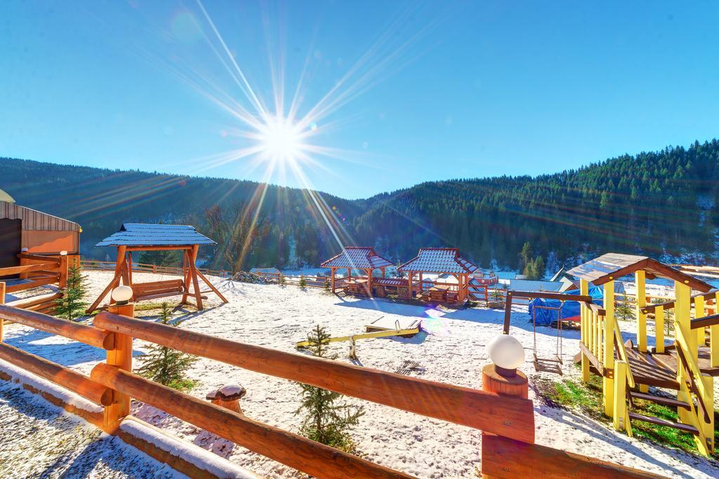 Hotel Perlyna Karpat Bukovel Exterior photo