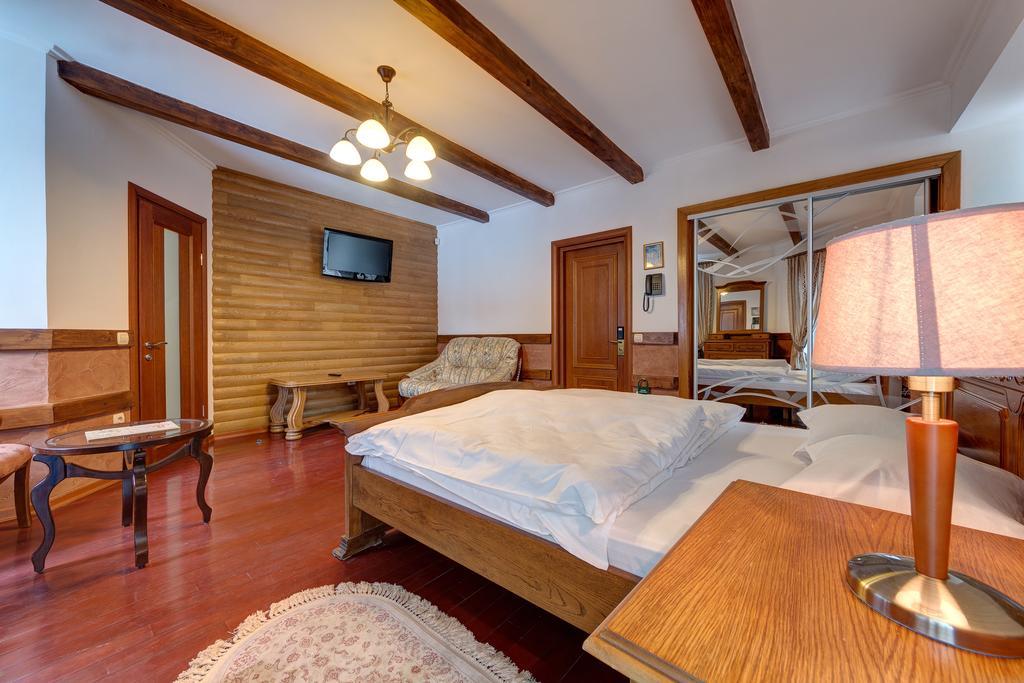 Hotel Perlyna Karpat Bukovel Exterior photo